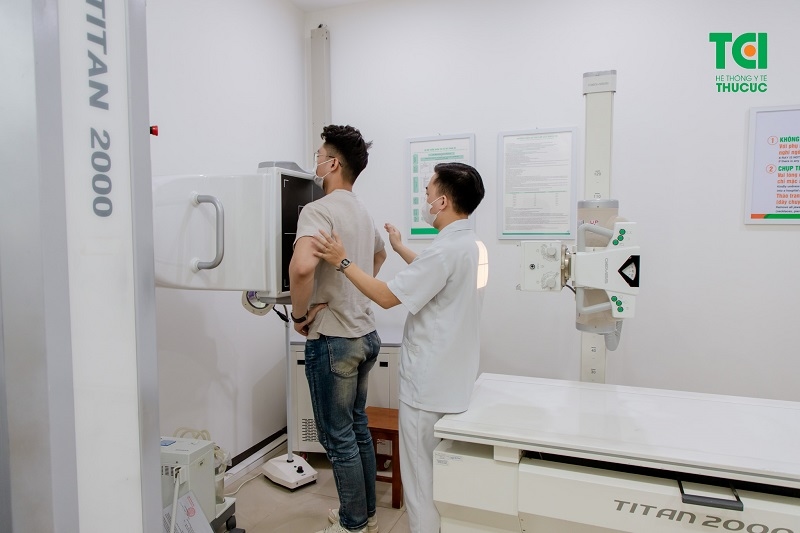 áp xe phổi cần chụp X-quang để chẩn đoán