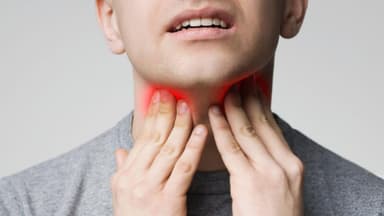 Cách điều trị ung thư tuyến giáp khi có dấu hiệu giai đoạn 1