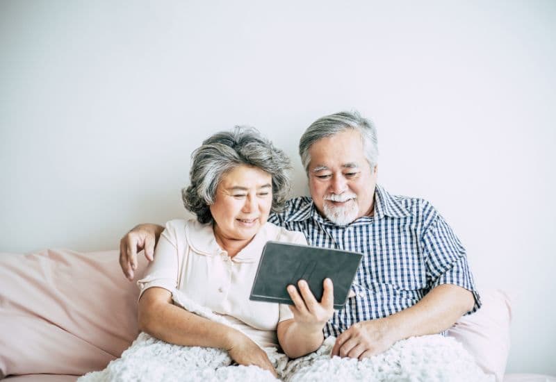 Càng lớn tuổi, độ đàn hồi của mạch máu càng kém, huyết áp càng dễ tăng.