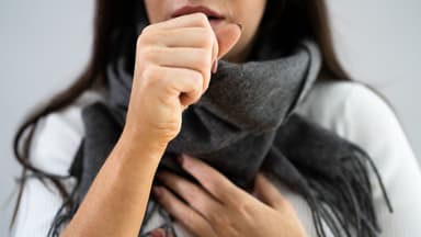 Những biến chứng khó nhằn của viêm phế quản cấp tính