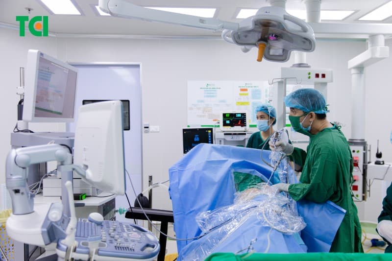 Tiêu chí lựa chọn cơ sở tán sỏi thận nội soi uy tín