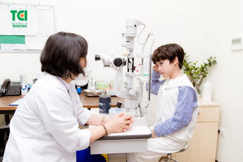 suy giảm thị lực ở trẻ