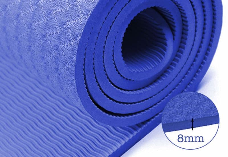 Các yếu tố cần lưu ý khi chọn thảm tập yoga cho người mới