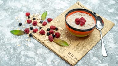 Giải đáp: bé ăn yến mạch mỗi ngày có tốt không