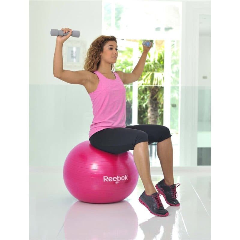 Cần kiểm tra sức khỏe đều đặn và hỏi ý kiến người có chuyên môn trước khi tập luyện với dụng cụ