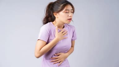 Tìm nguyên nhân thỉnh thoảng bị ợ chua và giải pháp ngăn chặn