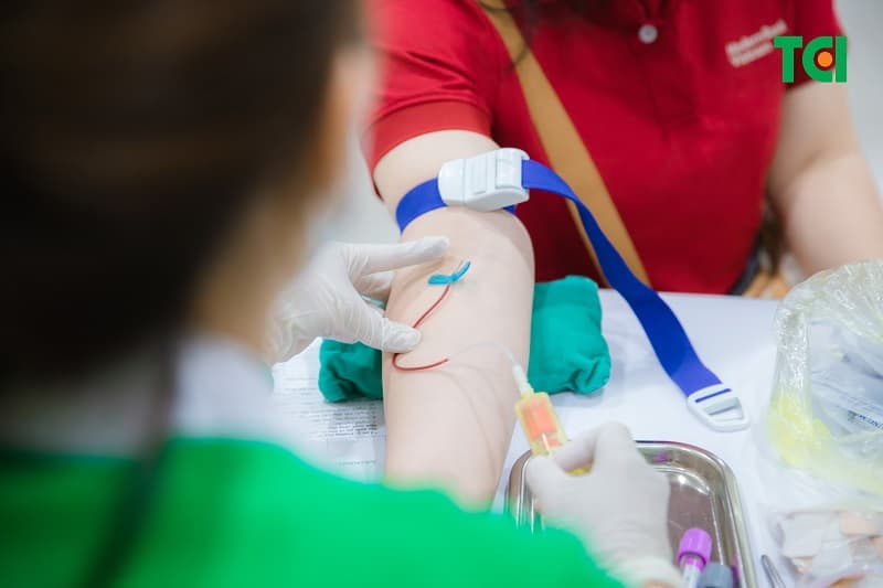 Chẩn đoán nguyên nhân và mức độ bệnh basedow