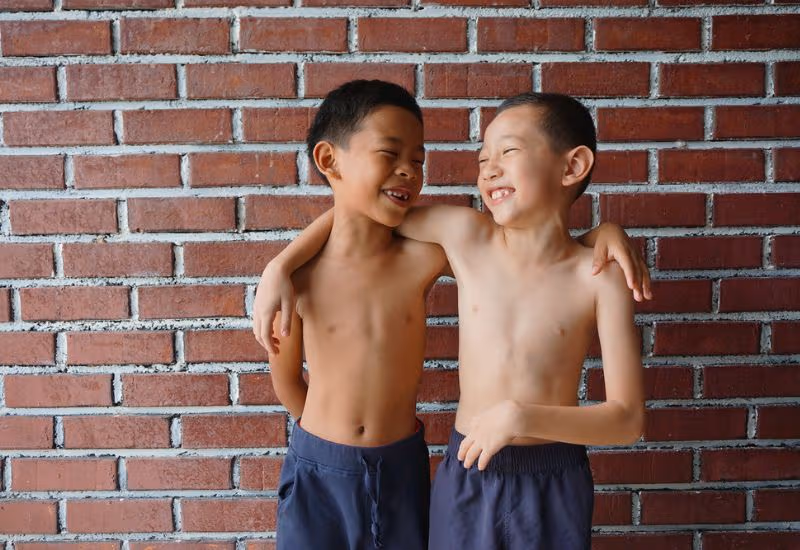 Dấu hiệu của trẻ suy dinh dưỡng có thể xuất phát từ nhiều nguyên nhân khác nhau, vì vậy bố mẹ tuyệt đối không nên chủ quan.