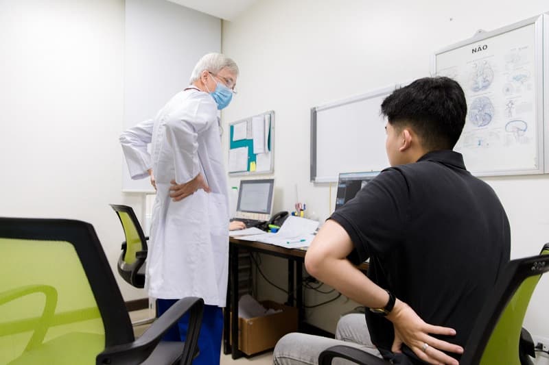 Điều trị cho người bị đau dây thần kinh tọa như thế nào?