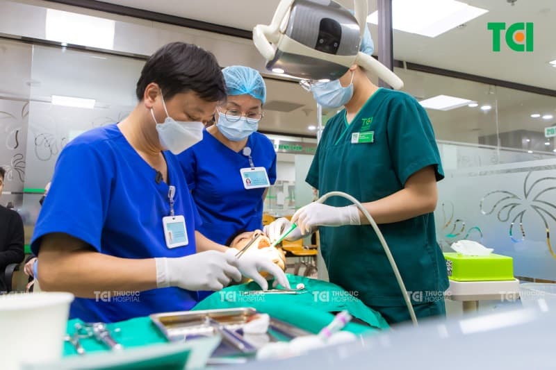 Điều trị tủy răng vĩnh viễn cần sự tư vấn chi tiết từ bác sĩ