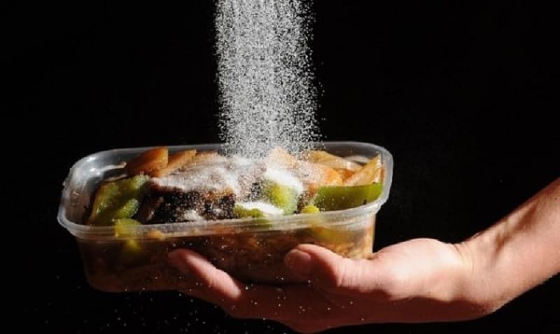 Giãn đài bể thận nên kiêng gì: Hạn chế thực phẩm nhiều muối