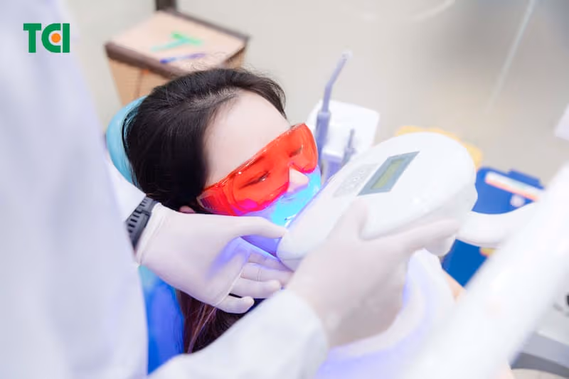 Tẩy trắng răng tại phòng khám: Nghe theo chỉ định của bác sĩ để liệu trình đạt kết quả tốt nhất