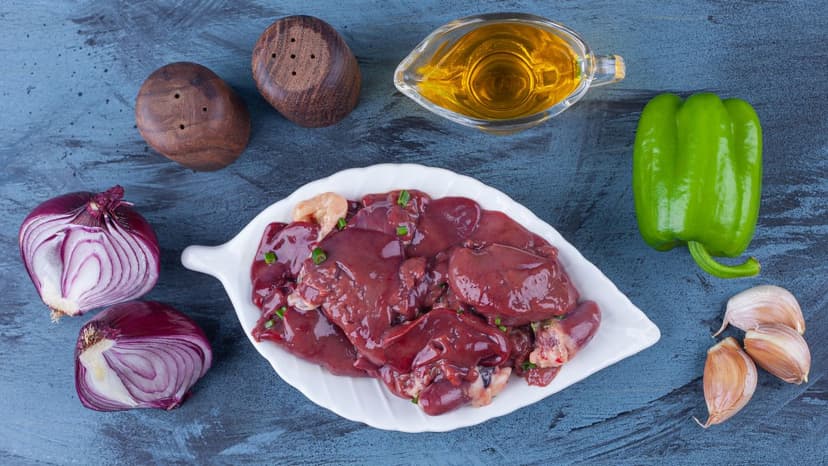 Thực phẩm bổ máu cho người ung thư: Những điều bạn cần biết