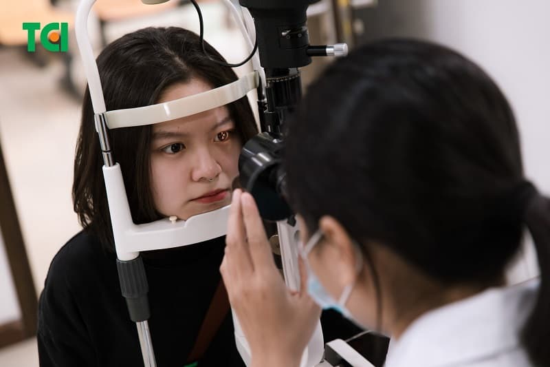 Doanh nghiệp nên phối hợp với bệnh viện thiết kế danh mục chuyên biệt nhằm bảo vệ sức khỏe nhân viên hiệu quả