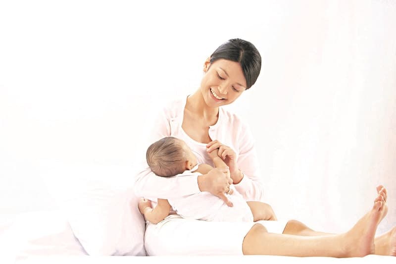 chế độ ăn sau sinh mổ - đảm bảo cung cấp năng lượng vừa đủ