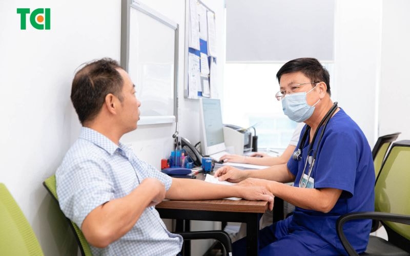 Cần làm gì khi có dấu hiệu sán lá gan?