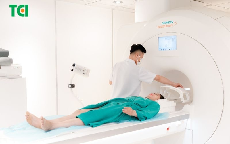 Chẩn đoán và điều trị đau cổ vai gáy