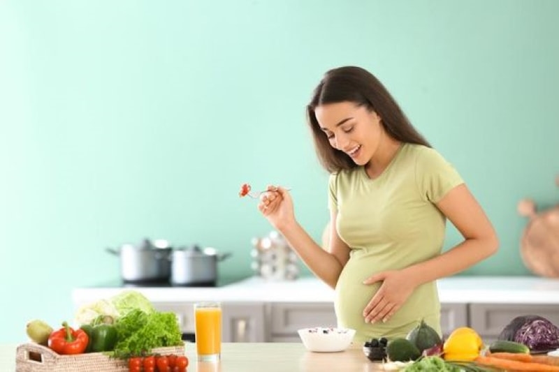 Triệu chứng nghén 3 tháng đầu: Cần chú ý nghỉ ngơi để đảm bảo sức khỏe toàn diện