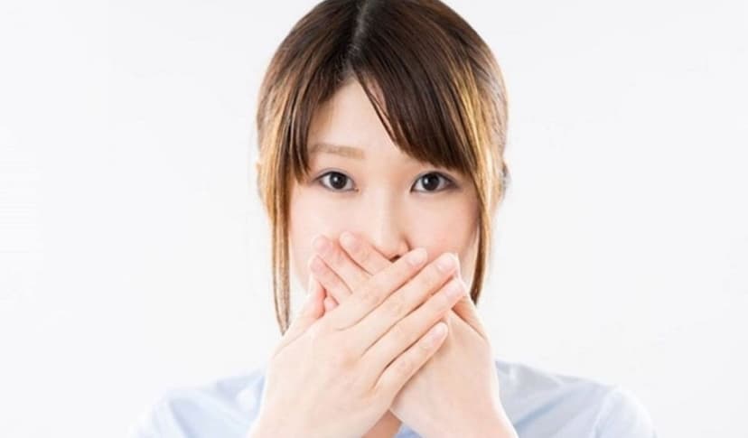 Top 5 triệu chứng hôi miệng thường gặp và cách khắc phục nhanh