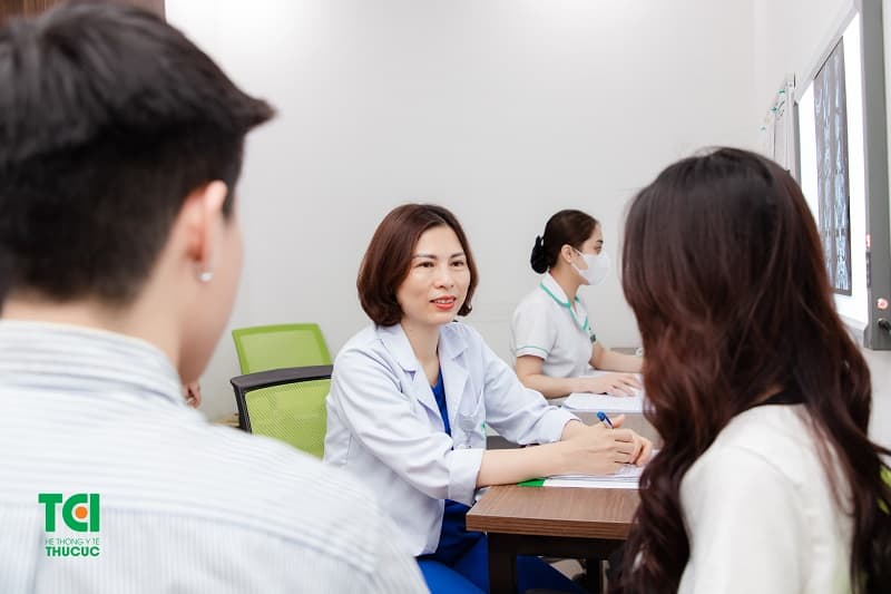 Các chương trình giáo dục giới tính ngày càng được quan tâm, giúp họ hiểu rõ hơn trước khi quyết định hôn nhân