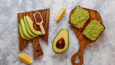 Thực phẩm tốt cho bà bầu trong 3 tháng đầu