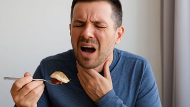 Ăn cá bị hóc xương và cách xử lý an toàn, tránh nguy hiểm