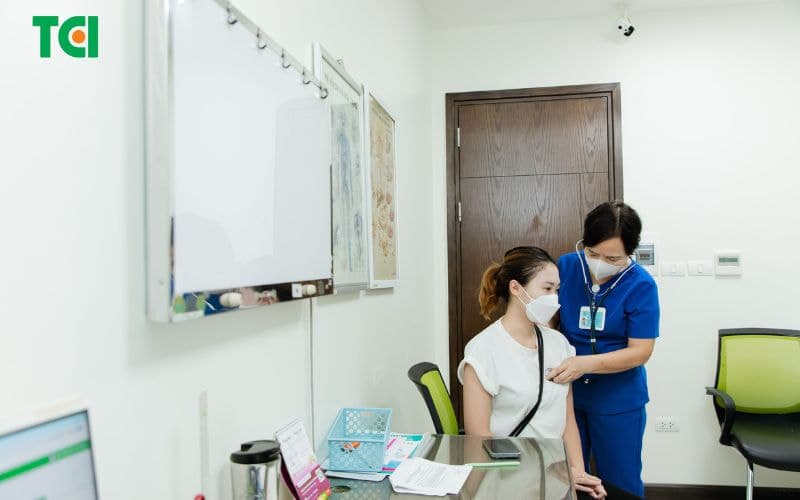 Chẩn đoán nguyên nhân ho có đờm vàng như thế nào?