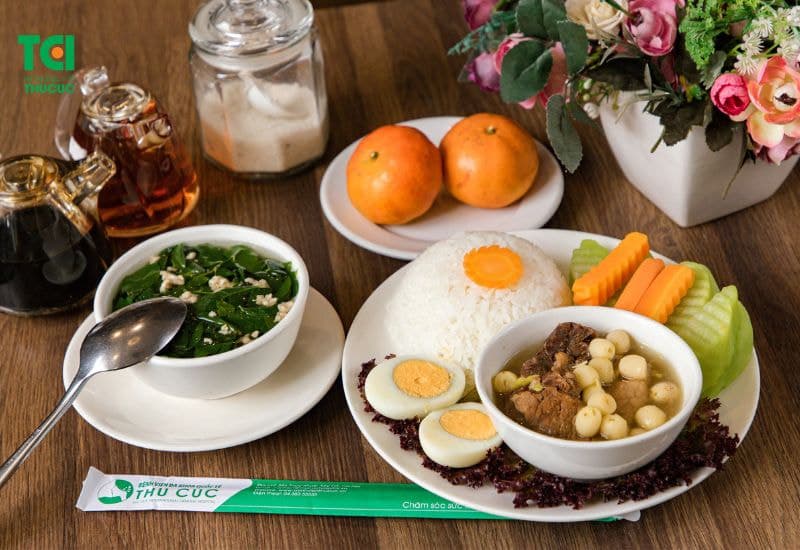 Phụ nữ sinh mổ có ăn được thịt bò không là thắc mắc rất phổ biến của rất nhiều mẹ bỉm sau sinh.