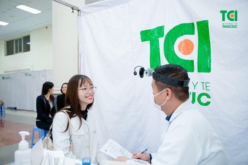 khám sức khoẻ nhập học