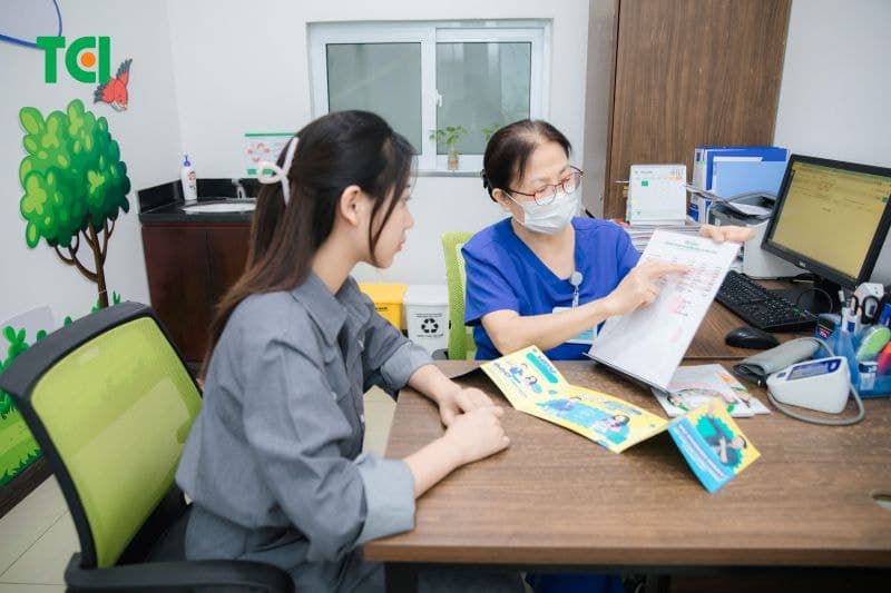 Tiêm uốn ván 1 mũi có được không là thắc mắc của nhiều người lớn.