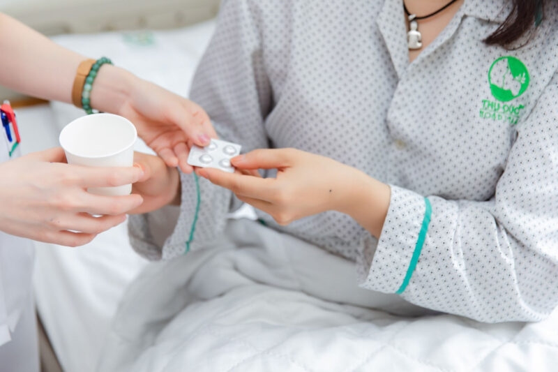 người bệnh cần tuân thủ đúng chỉ định của bác sĩ
