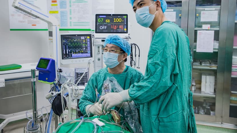 Phẫu thuật cắt amidan bằng Coblator và các phương pháp khác