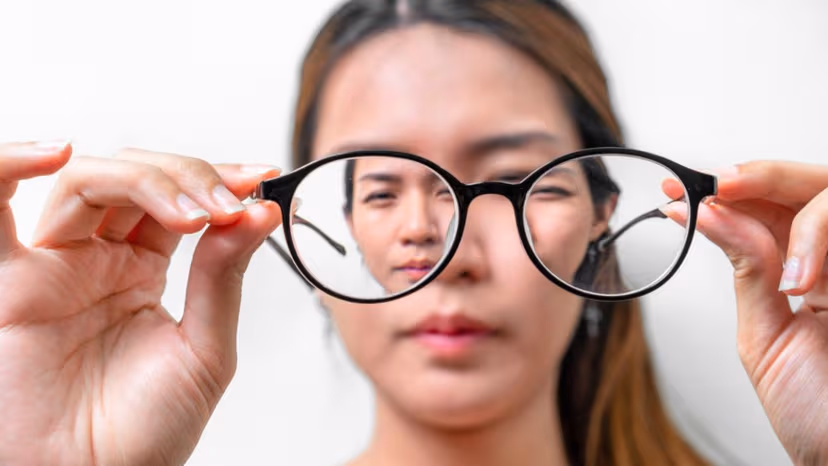 Loạn thị là như nào? Nguyên nhân là gì và có chữa được không?