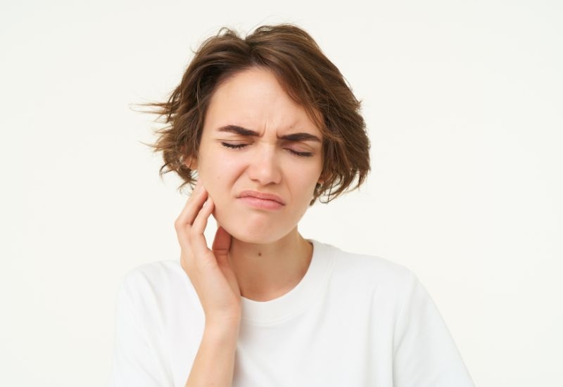 Giải đáp chi tiết thắc mắc: Tẩy trắng răng có hại không?