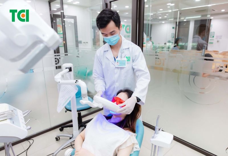 Tẩy trắng răng tại nha khoa