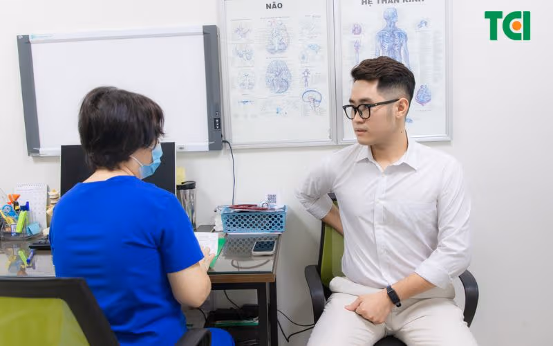 Điều trị bệnh đau lưng ở người trẻ