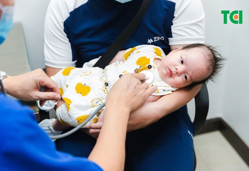 Phát hiện sớm RSV ở trẻ giúp can thiệp kịp thời, bảo vệ lá phổi non yếu và ngăn ngừa những biến chứng có thể ảnh hưởng đến sức khỏe lâu dài.