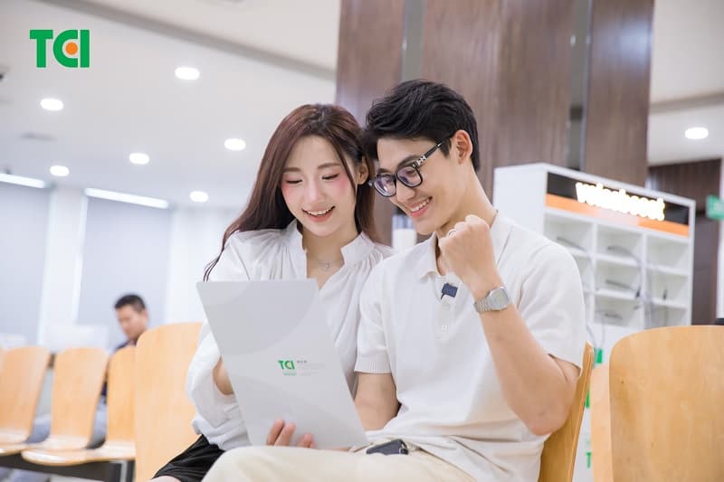 Khám tổng quát trước khi kết hôn là quá trình kiểm tra sức khỏe toàn diện cho cả nam và nữ trước hôn nhân