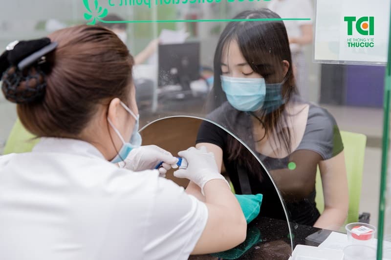 xét nghiệm máu cho sinh viên