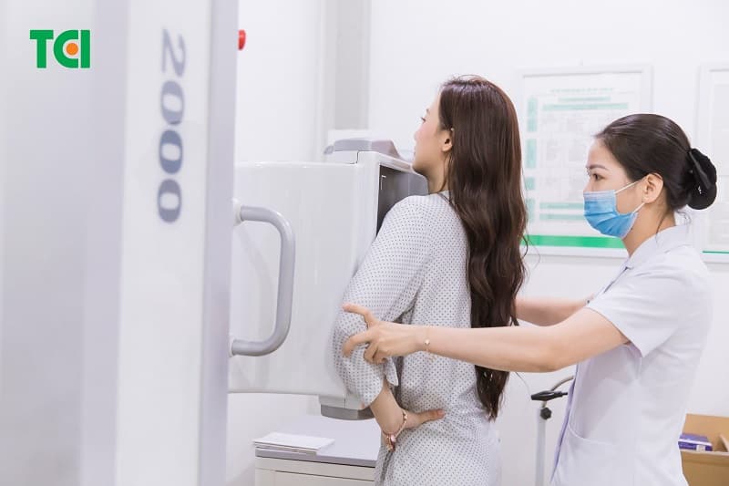 khám sức khỏe lâm sàng cho nữ giới