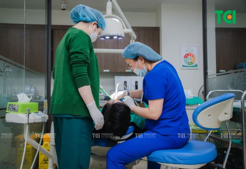 Cách điều trị và chăm sóc niêm mạc miệng bị tổn thương