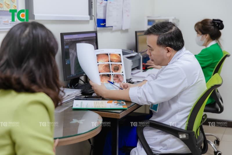 Khi xuất hiện các triệu chứng cần chủ động tầm soát ung thư đại tràng