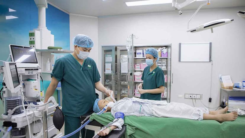 Cắt amidan bao lâu thì ăn được?