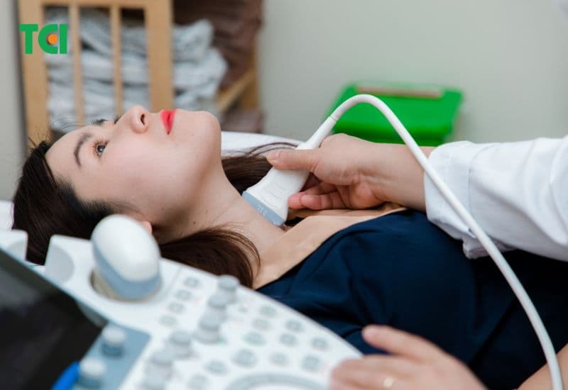 vết mổ tuyến giáp bao lâu thì lành