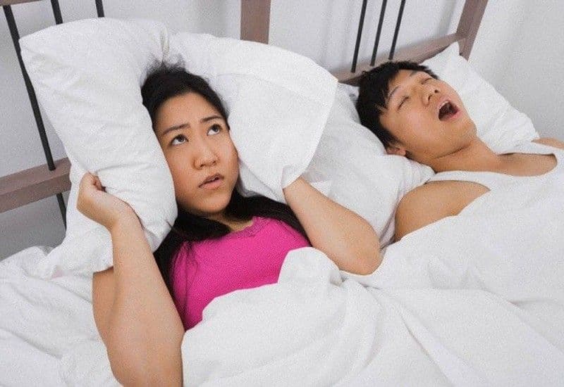 ngủ ngáy có bình thường không