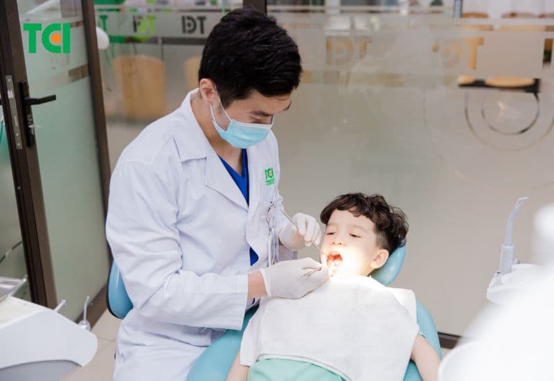 Thứ tự thay răng sữa ở trẻ em theo tuổi