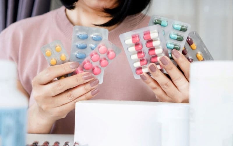 thuốc giảm sưng phù nề sau phẫu thuật