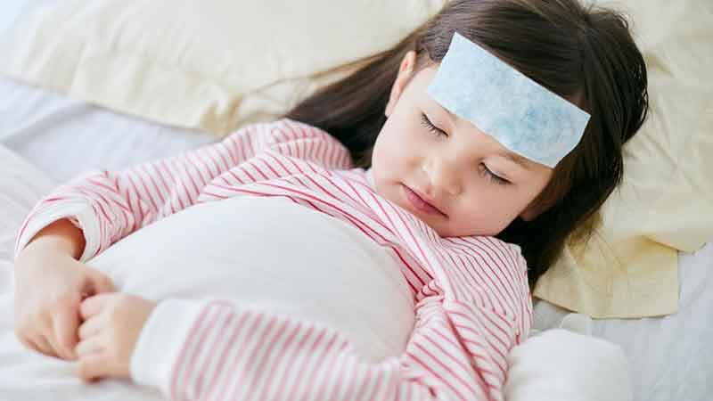 Những triệu chứng sốt xuất huyết ở trẻ em 7 tuổi theo từng giai đoạn