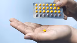 Uống gấp đôi liều thuốc tránh thai có thai được không?