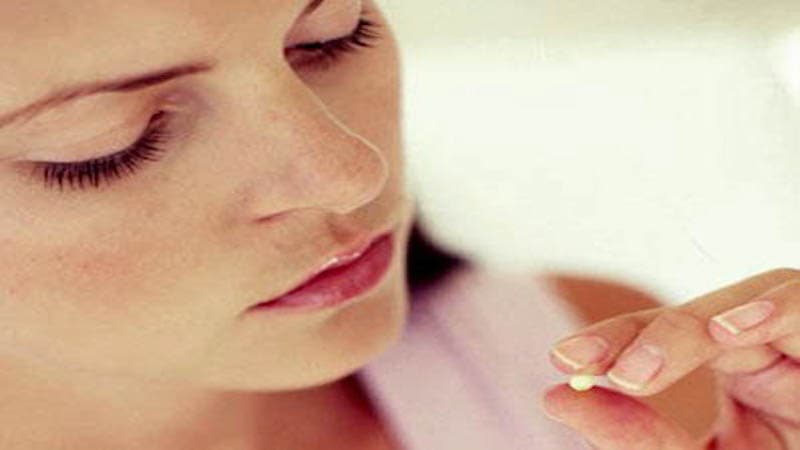 uống nhầm thuốc đặt phụ khoa có sao không